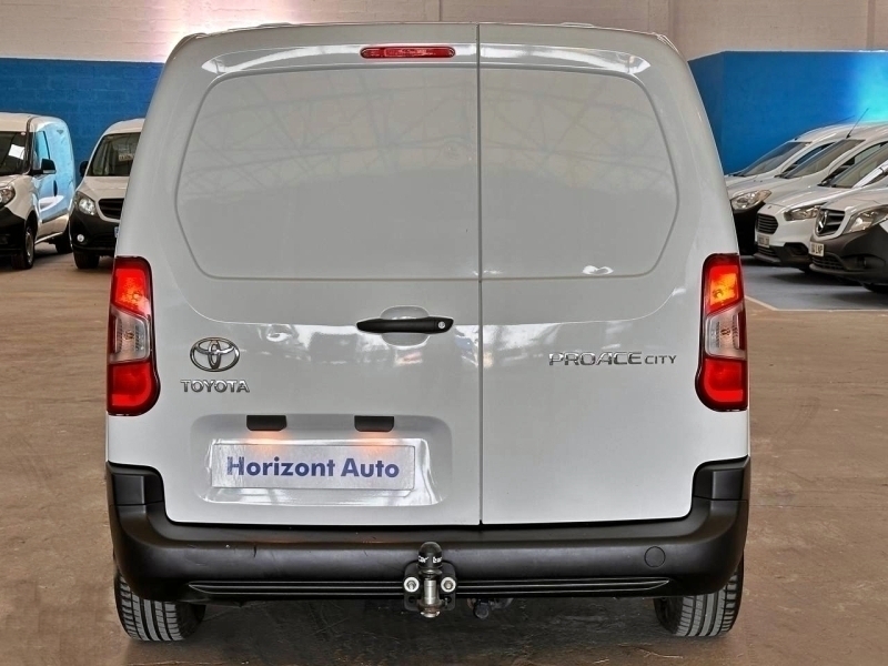 Toyota Proace City 1500cc 100cv Blanco
