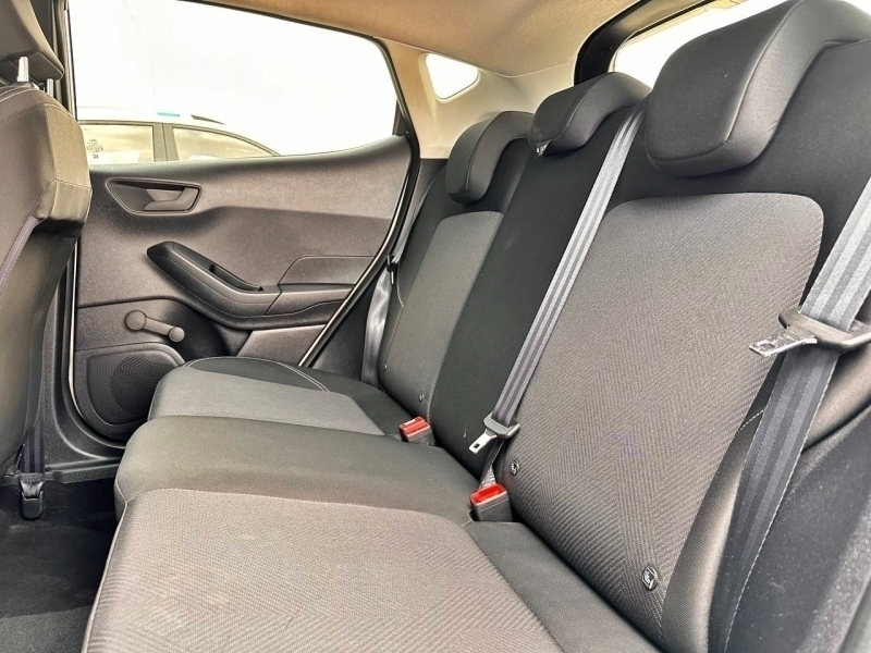 Ford Fiesta 1100cc 75cv Gris
