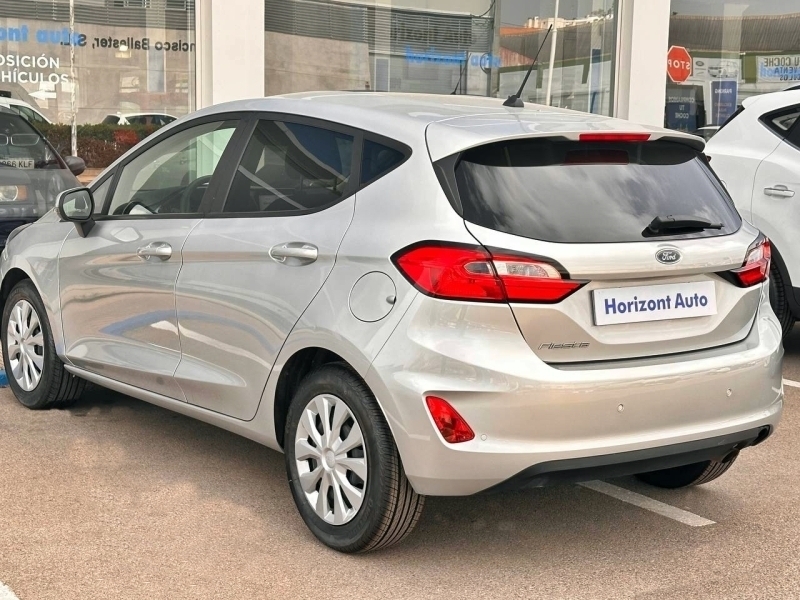 Ford Fiesta 1100cc 75cv Gris