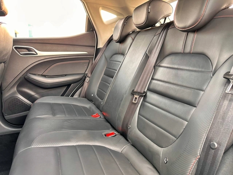 MG ZS Luxury 106cv Blanco
